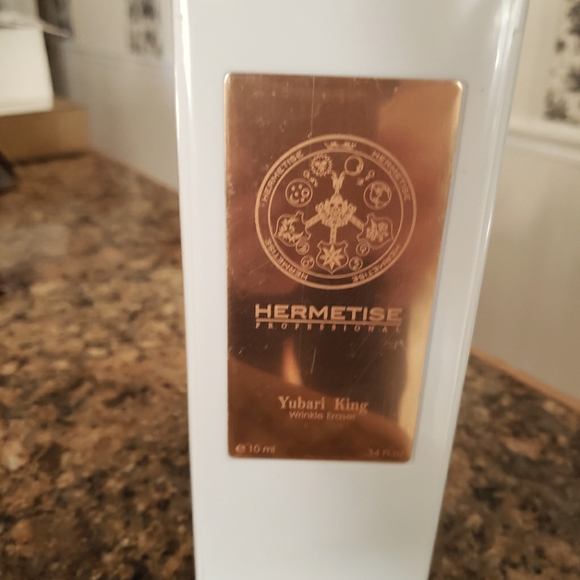 Hermetise Skincare Hermetise Yukari King Wrinkle Eraser Poshmark
